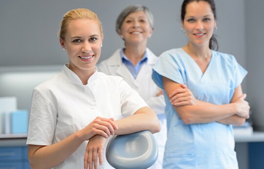 Über uns Vitamed Zahnärztin Evelyn Simmer Madgeburg
